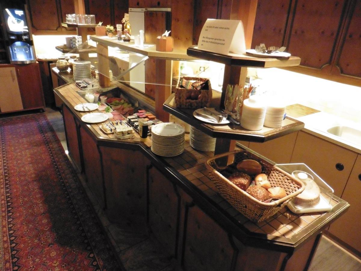 Hotels Landhaus Dieterichs Wolfsburg Dış mekan fotoğraf