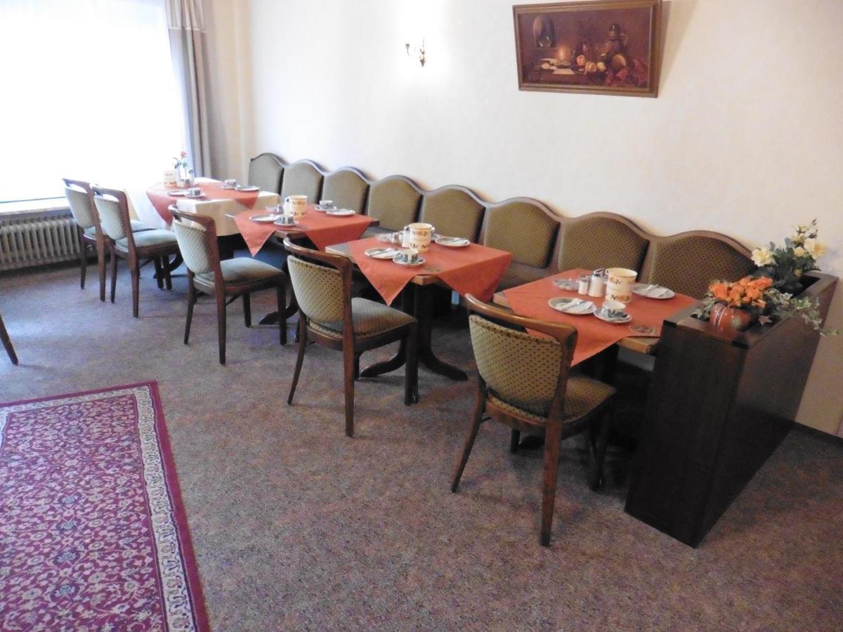 Hotels Landhaus Dieterichs Wolfsburg Dış mekan fotoğraf